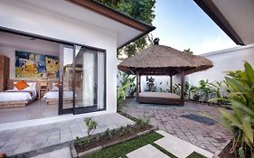 Angel Seminyak (bali)